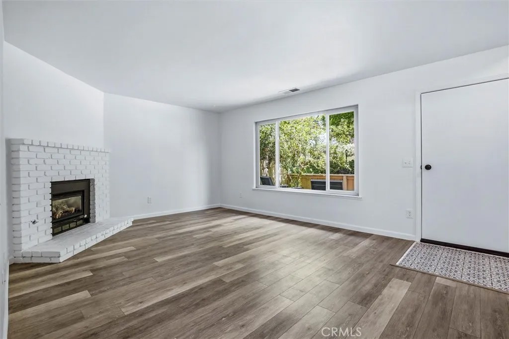 2250 King Ct 84