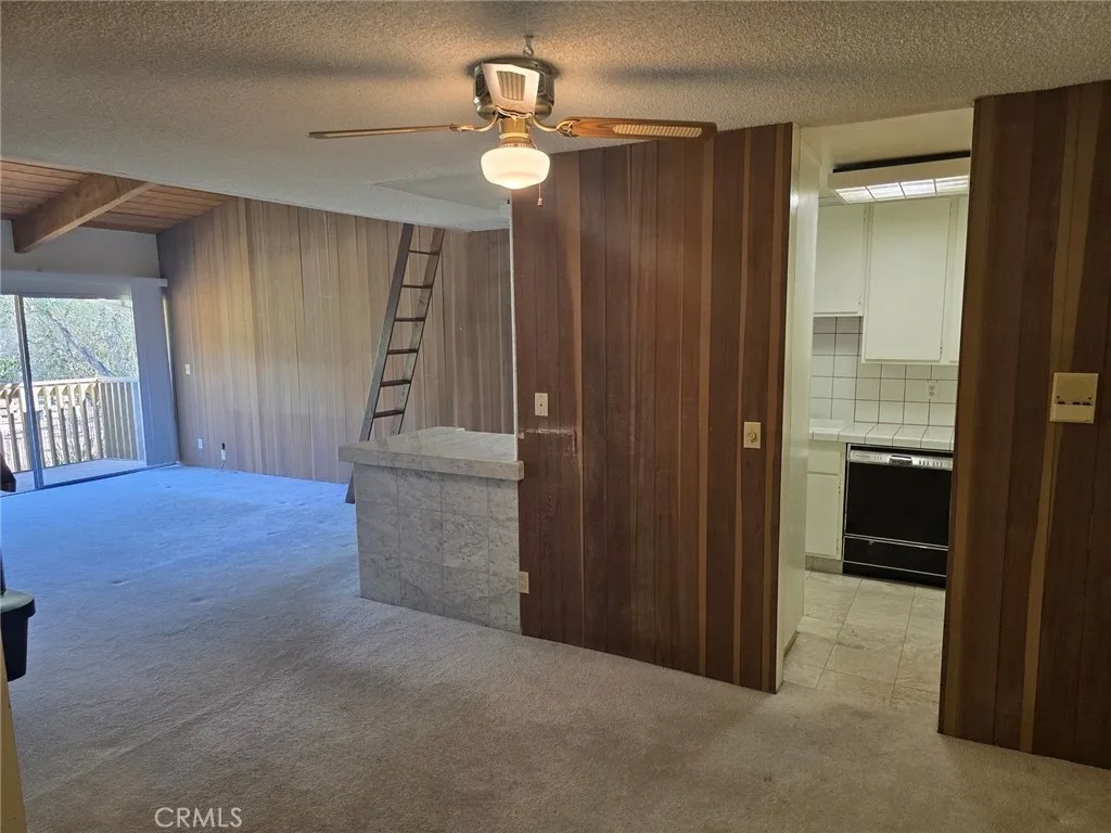 6542 OCEAN CREST Drive C-309