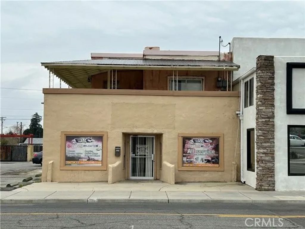 Photo of 556 S. San Jacinto Ave, San Jacinto, CA 92583 (MLS # RS24237221)
