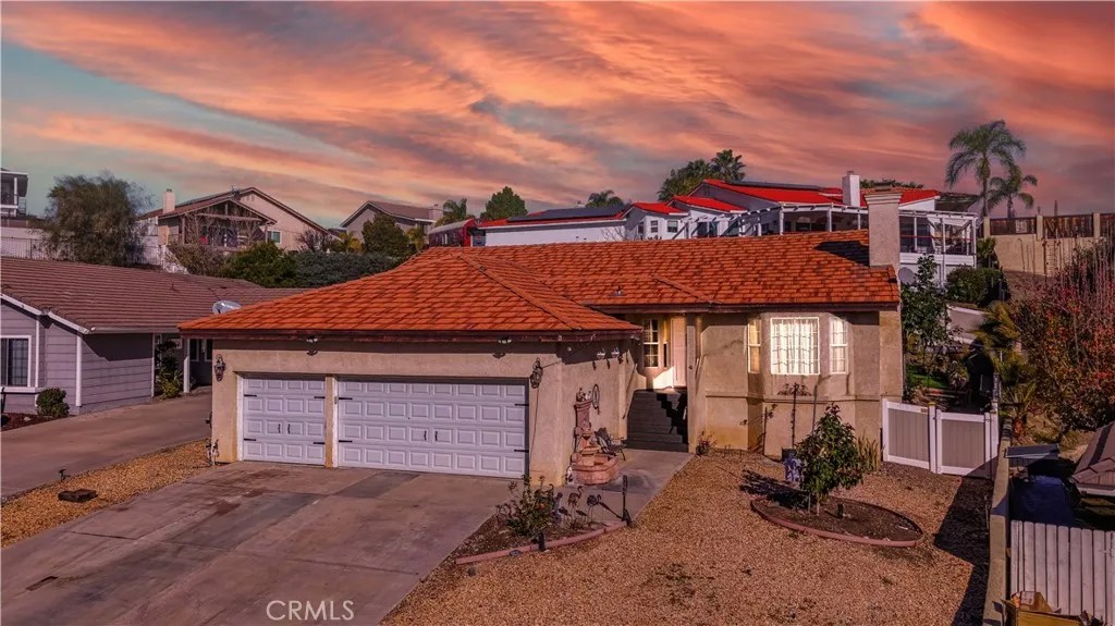 22196 Hoofbeat Way