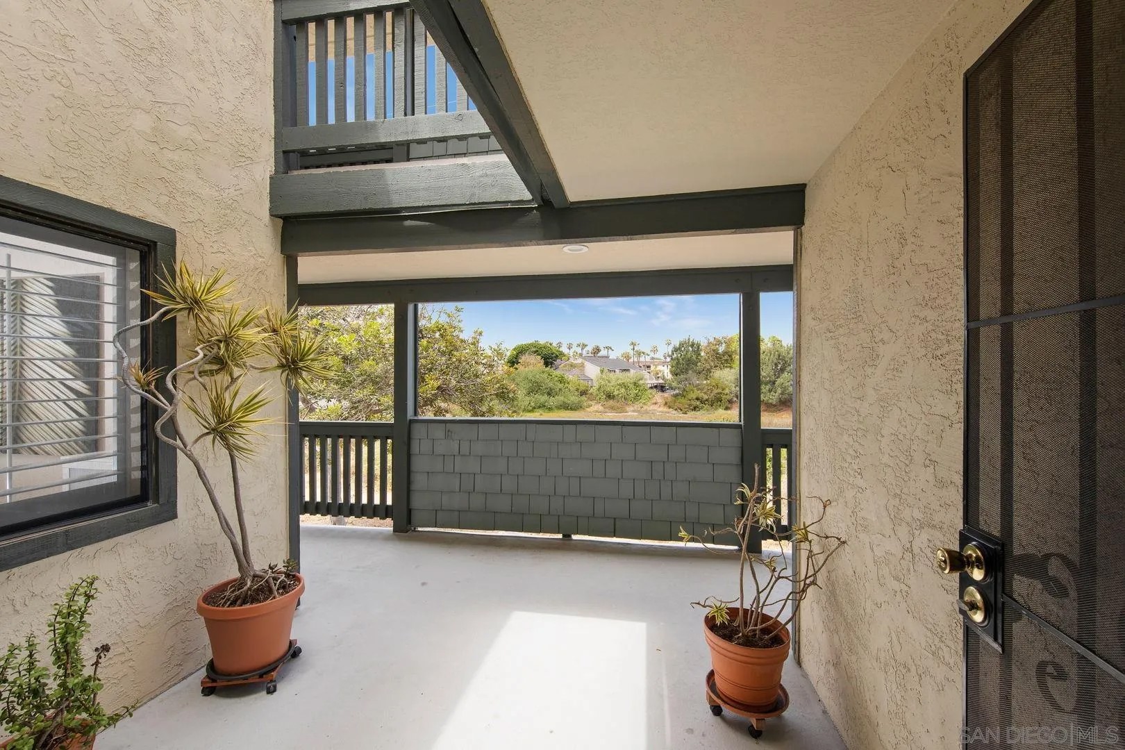 3098 Rue Dorleans 215