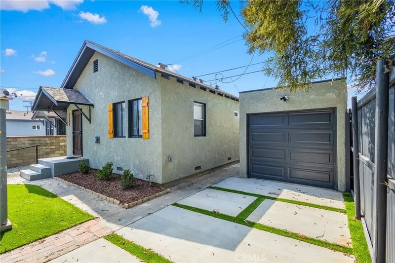 1132 W 56th
