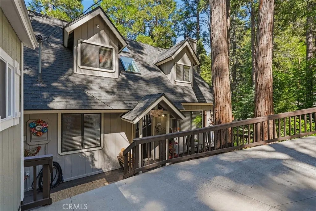 26216 Lake Forest