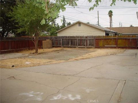Tiny photo for 405 Riverside Avenue, Chowchilla, CA 93610 (MLS # MD25247746)