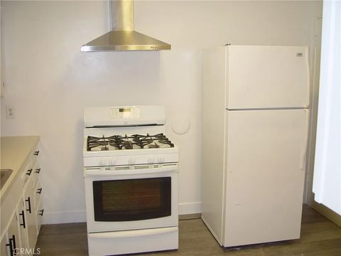 Tiny photo for 405 Riverside Avenue, Chowchilla, CA 93610 (MLS # MD25247746)