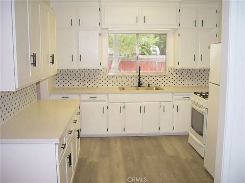 Tiny photo for 405 Riverside Avenue, Chowchilla, CA 93610 (MLS # MD25247746)