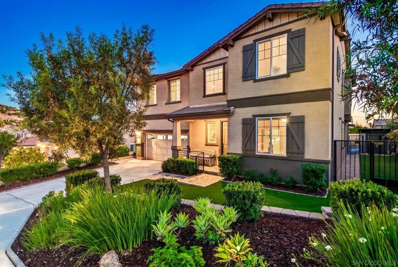 2077 Del Rincon Place