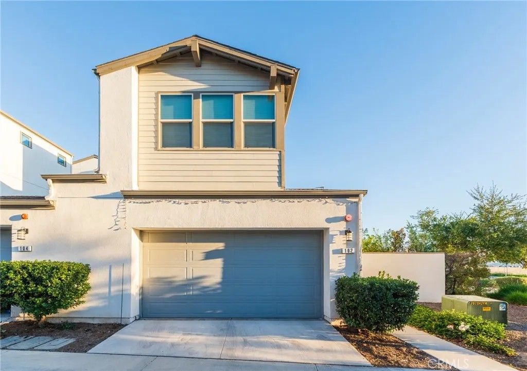 Photo of 102 Spectacle, Irvine, CA 92618 (MLS # OC26012472)