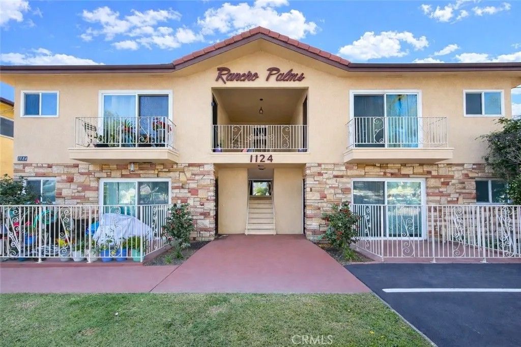 Photo of 1124 W Huntington Drive #2, Arcadia, CA 91007 (MLS # WS26024459)