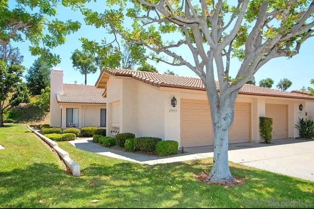 Photo of 17977 Avenida Alozdra, San Diego, CA 92128 (MLS # 260009954)