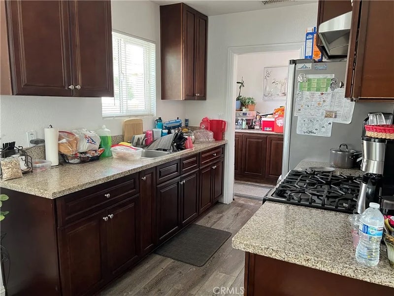 722 S Sycamore