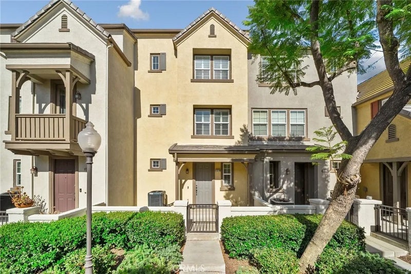 13218 Stellar Avenue
