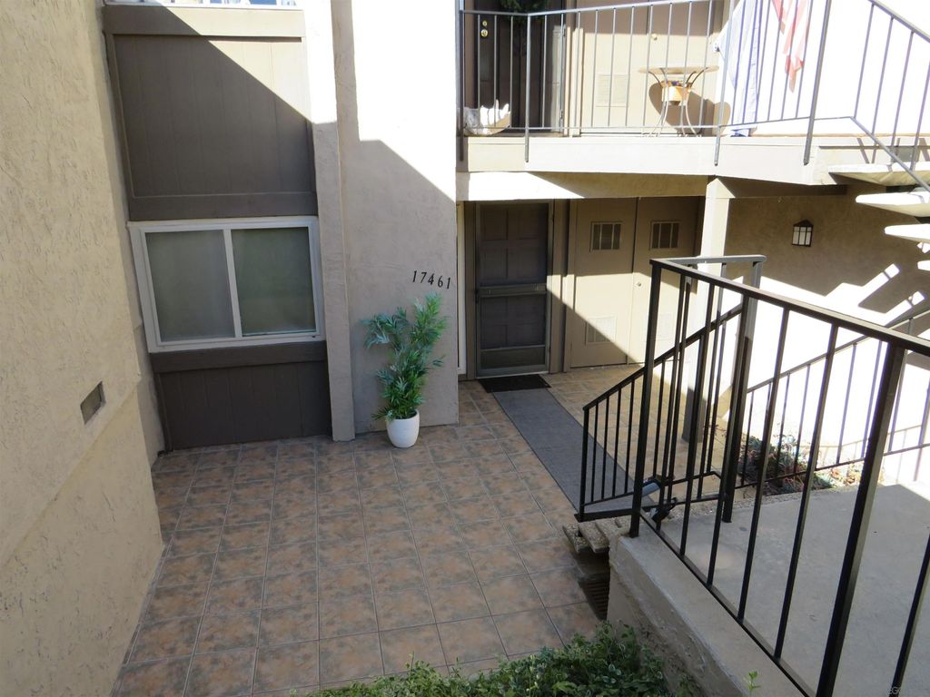 Photo of 17461 Plaza Otonal, San Diego, CA 92128 (MLS # 250046364)
