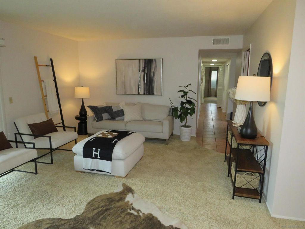 Photo of 17461 Plaza Otonal, San Diego, CA 92128 (MLS # 250046364)