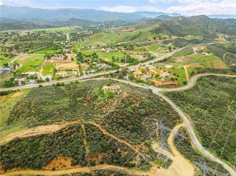 10657 Mint Canyon