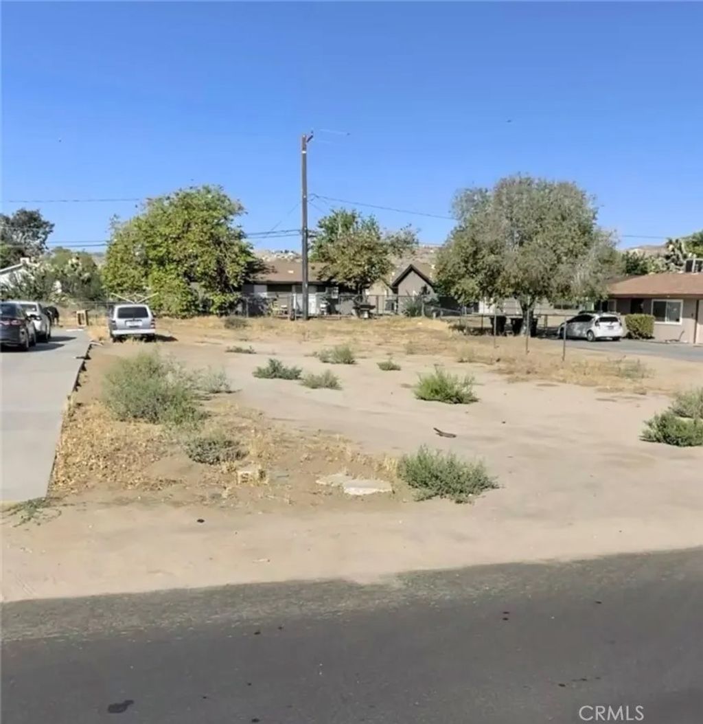 Photo of 0 Indio Ave, Yucca Valley, CA 92284 (MLS # DW25281861)
