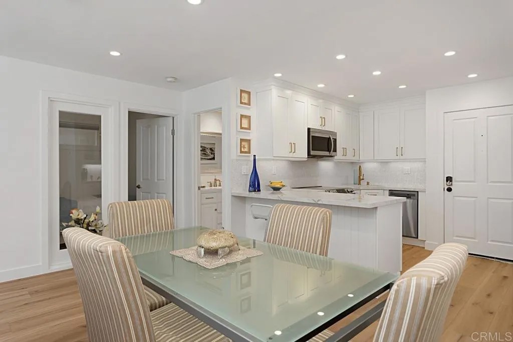 1562 CAMINO DEL MAR 431