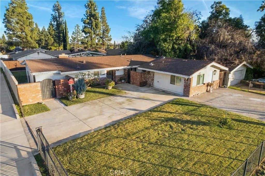 Photo of 1610 N Amador Avenue, Ontario, CA 91764 (MLS # CV26004915)