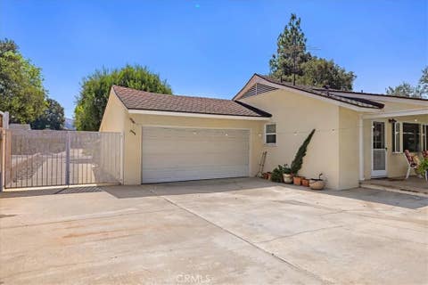 Tiny photo for 321 Catherine Park, Glendora, CA 91741 (MLS # CV26171149)
