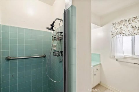 Tiny photo for 321 Catherine Park, Glendora, CA 91741 (MLS # CV26171149)