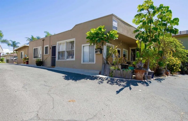 3056-& 3162 Carlsbad Boulevard
