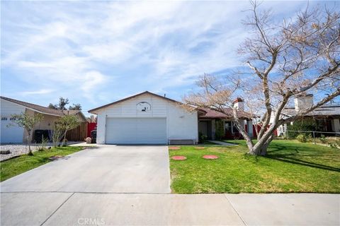 Photo of 15168 Dakota, Victorville, CA 92394 (MLS # IG26056678)