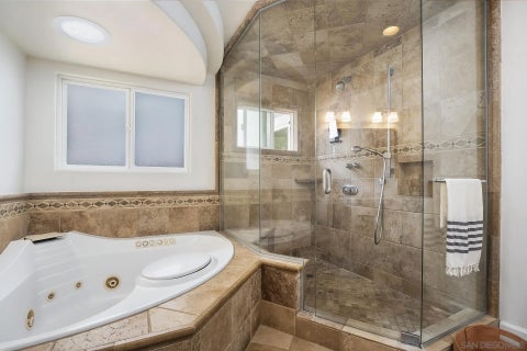 Tiny photo for 355 Glencrest DR, Solana Beach, CA 92075 (MLS # 260017036)