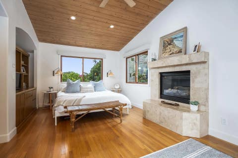 Tiny photo for 355 Glencrest DR, Solana Beach, CA 92075 (MLS # 260017036)