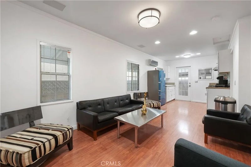 2989 W 12th Street