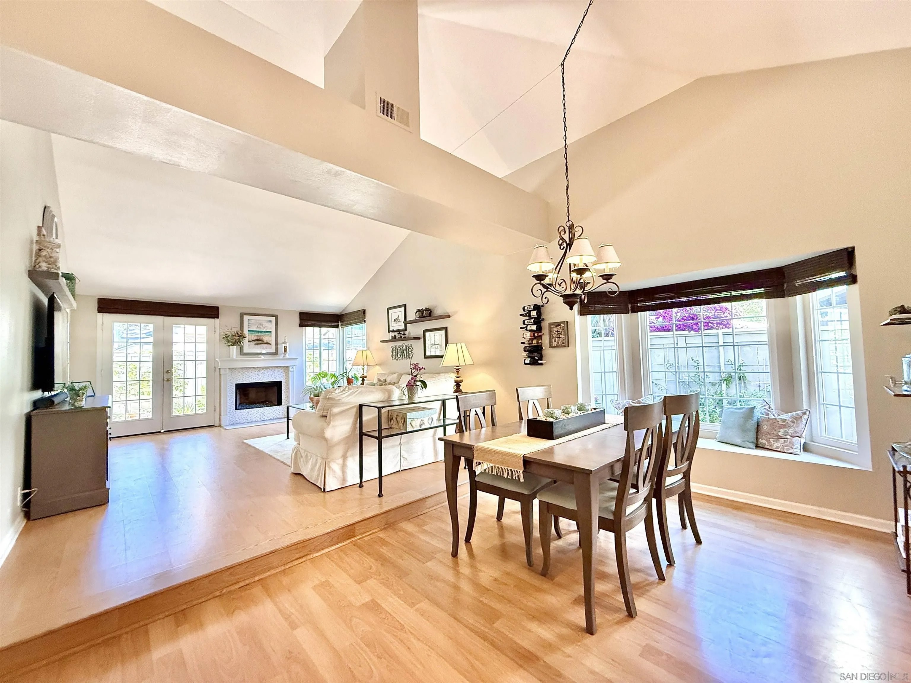 543 Rockport Ct