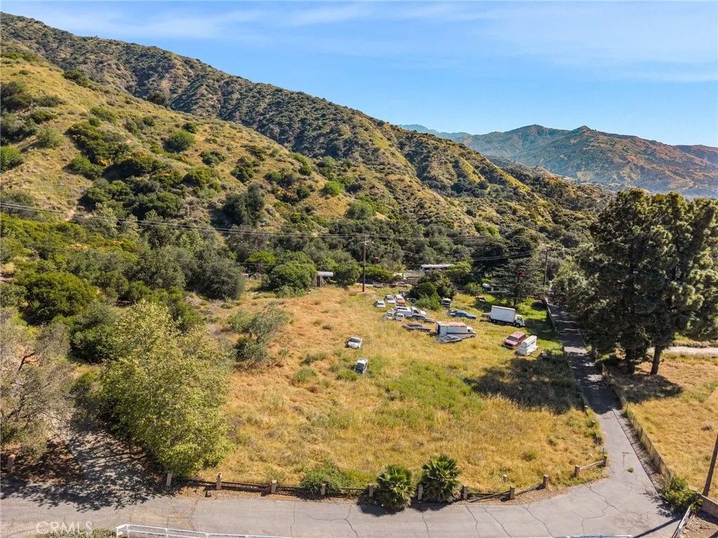 Photo of 1154 N Glendora Ave, Glendora, CA 91741 (MLS # DW26057383)