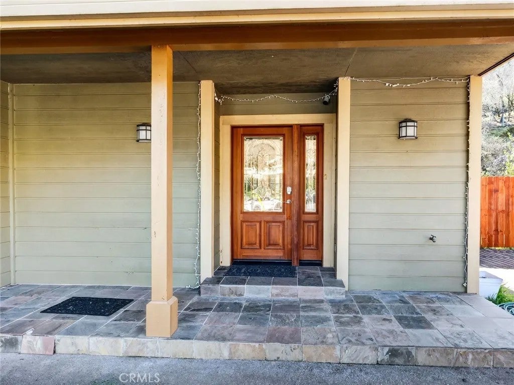 605 Redwood