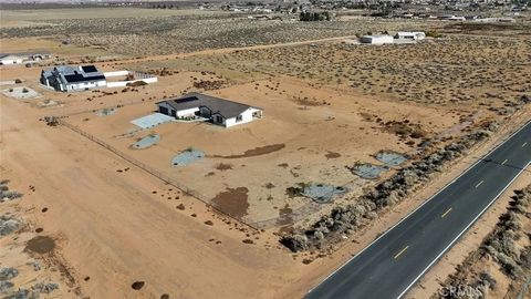 Tiny photo for 16925 Nanticoke, Apple Valley, CA 92307 (MLS # IV25266318)