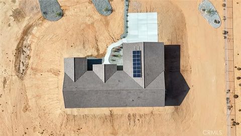 Tiny photo for 16925 Nanticoke, Apple Valley, CA 92307 (MLS # IV25266318)