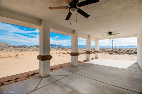 Tiny photo for 16925 Nanticoke, Apple Valley, CA 92307 (MLS # IV25266318)