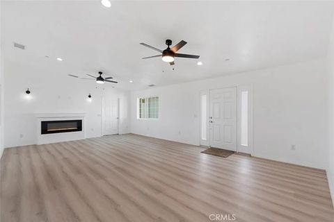 Tiny photo for 16925 Nanticoke, Apple Valley, CA 92307 (MLS # IV25266318)