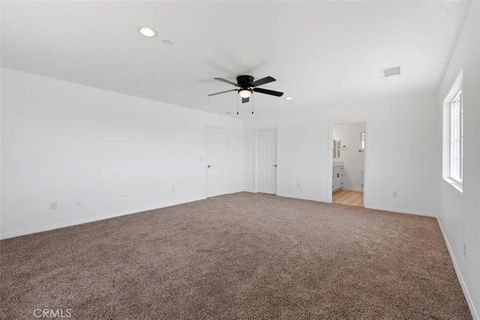 Tiny photo for 16925 Nanticoke, Apple Valley, CA 92307 (MLS # IV25266318)