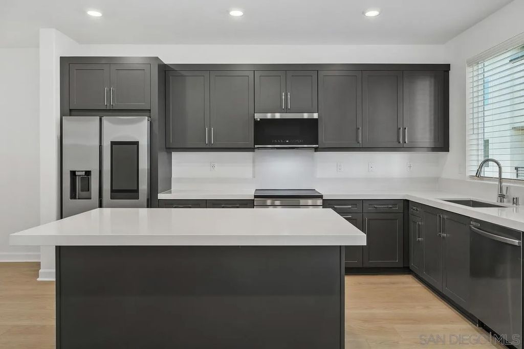 Photo of 14368 Savannah Ct, San Diego, CA 92128 (MLS # 260004694)