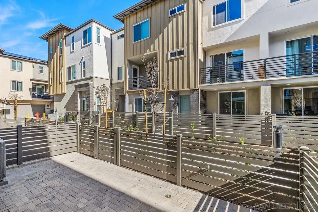 Photo of 14368 Savannah Ct, San Diego, CA 92128 (MLS # 260004694)