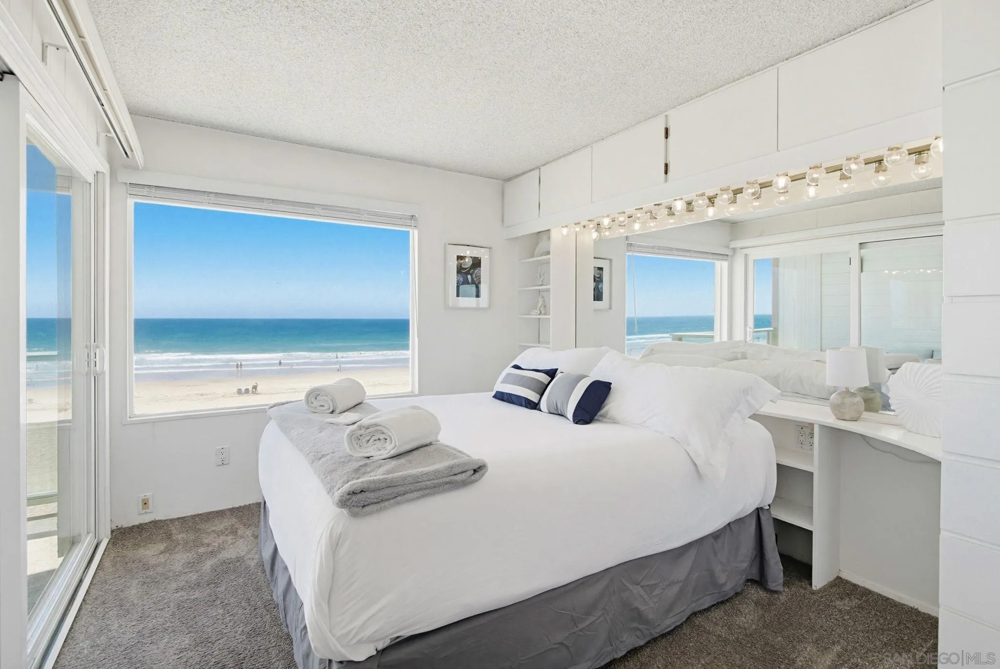 3755 Ocean Front 15