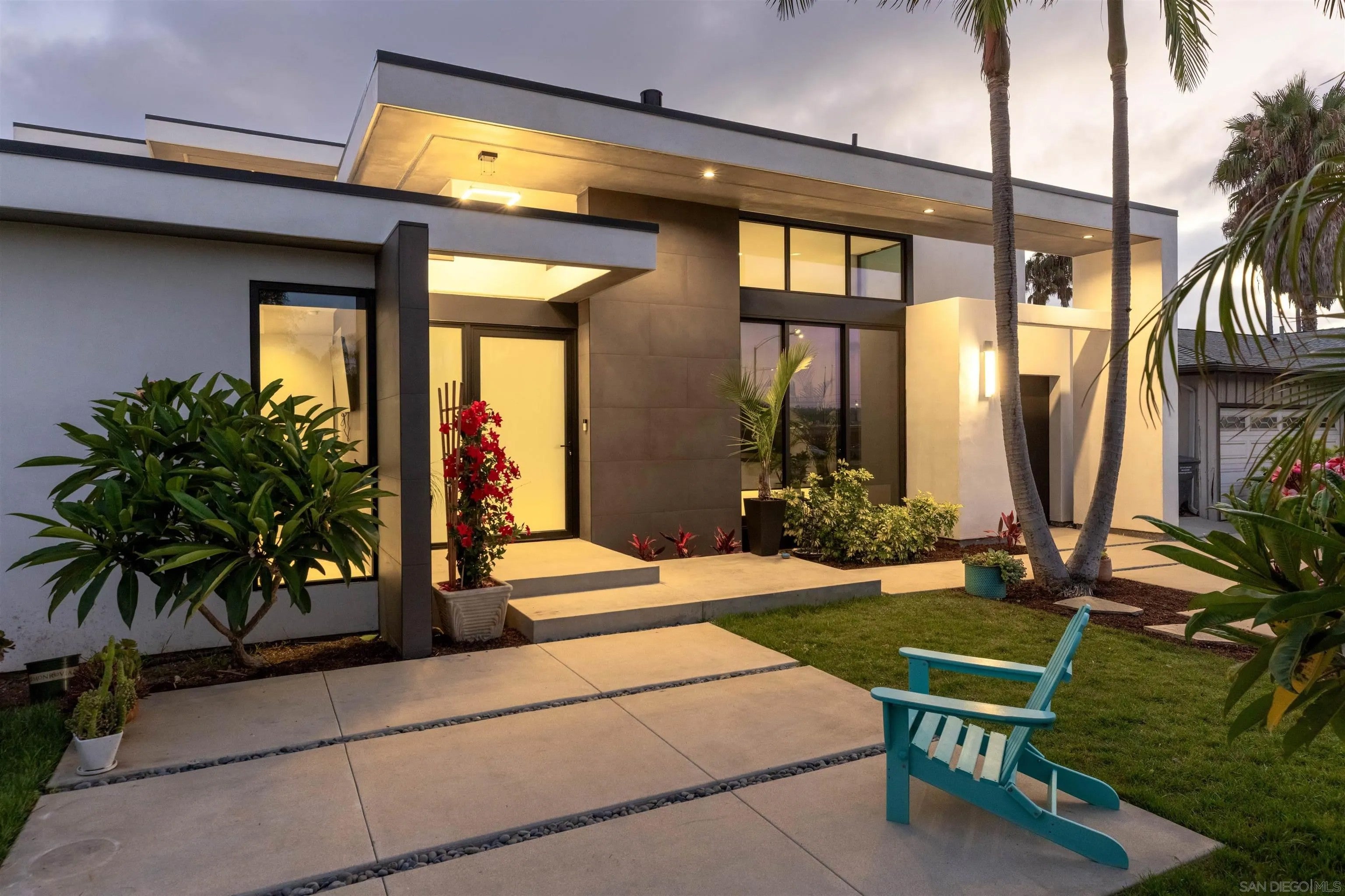 5065-67 Los Robles Dr.
