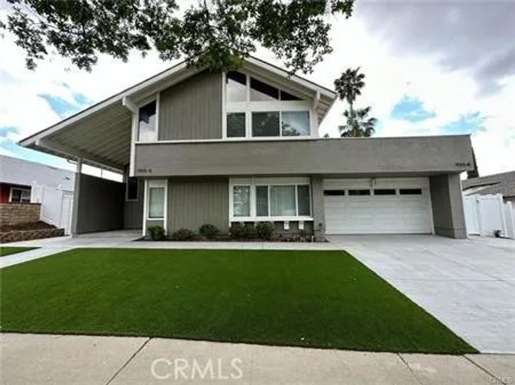 Photo of 1155 Currier Avenue, Simi Valley, CA 93065 (MLS # BB26047201)