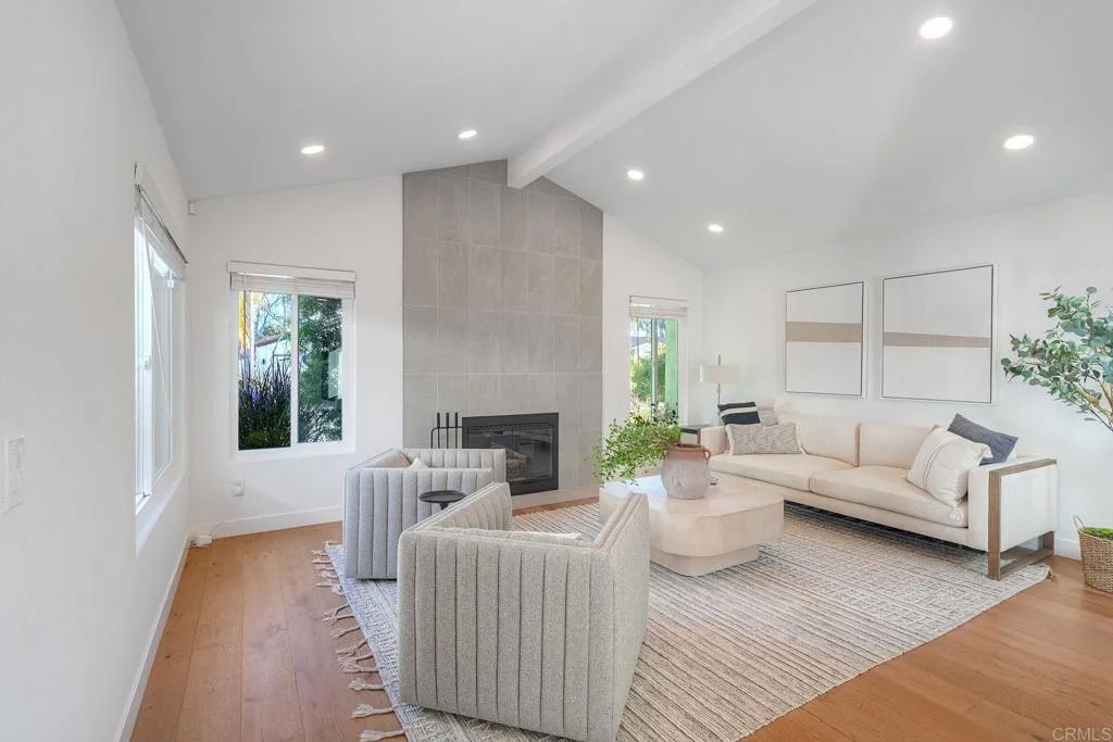 11818 Avenida Sivrita