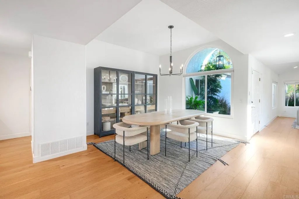 11818 Avenida Sivrita