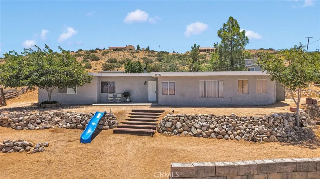 25623 Santa Rosa