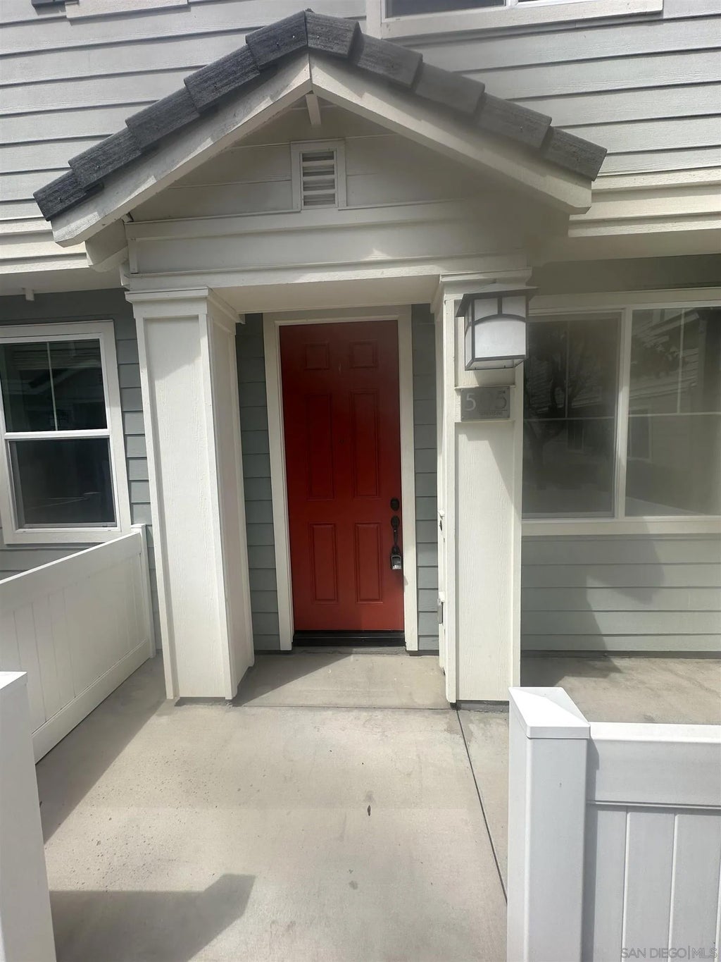 Photo of 505 Turnstone LN, Imperial Beach, CA 91932 (MLS # 260021137)