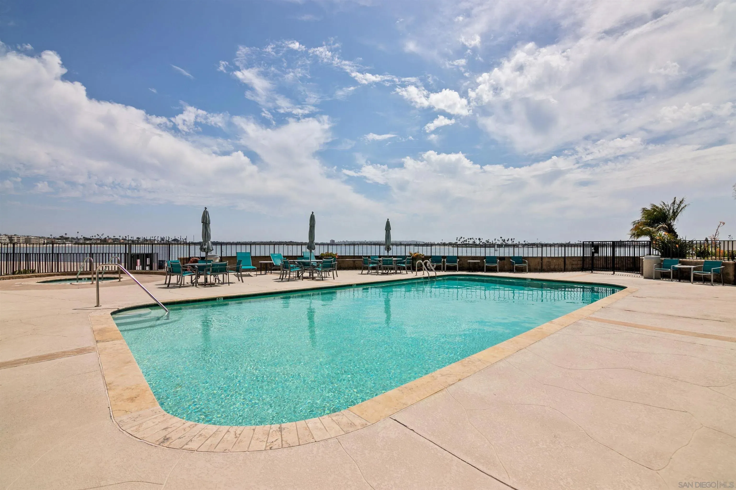 San Diego, California 92109, United States, 2 Bedrooms Bedrooms, ,3 BathroomsBathrooms,Residential,Active,109320