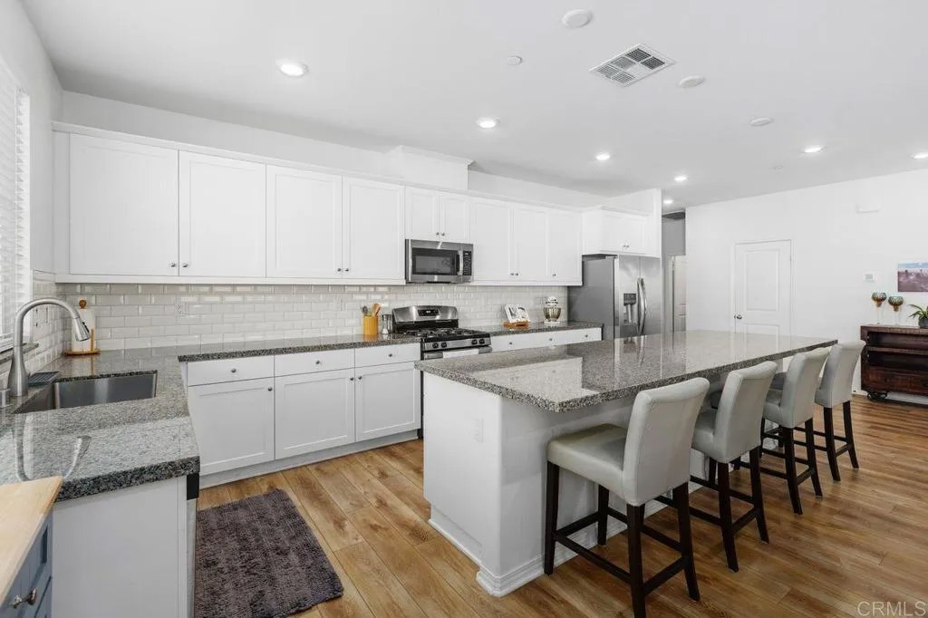 1787 Chute Drive
