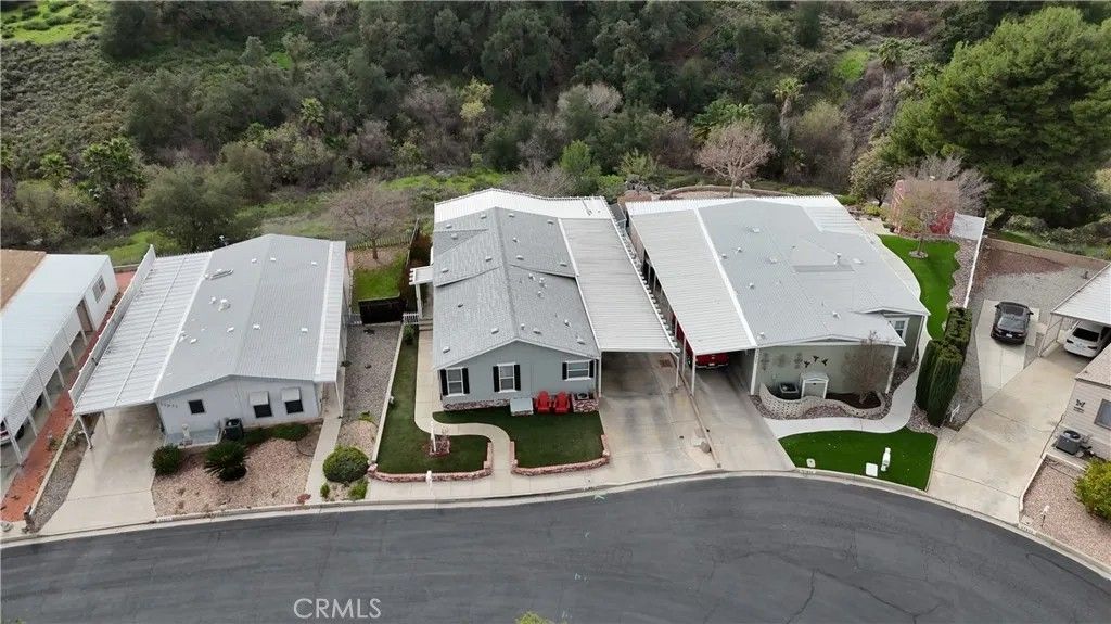 Photo of 37967 Via La Colina, Murrieta, CA 92563 (MLS # SW26034277)