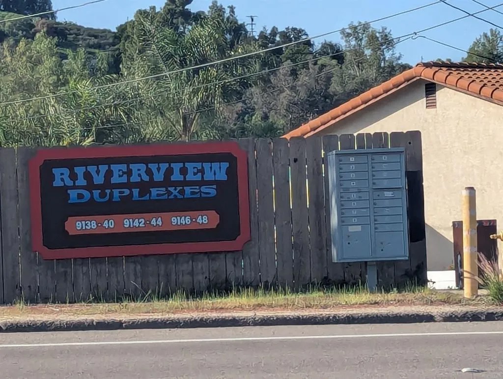 9138 Winter Gardens Boulevard